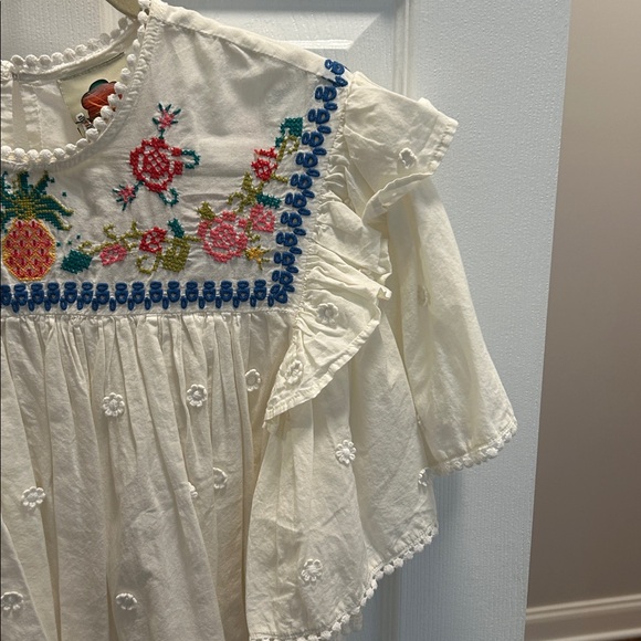 Farm Rio Embroidered White Eyelet Ruffle Top - Picture 4 of 6